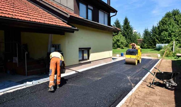 Travaux de goudronnage - Cagnes-sur-Mer - 2A BÂTIMENT